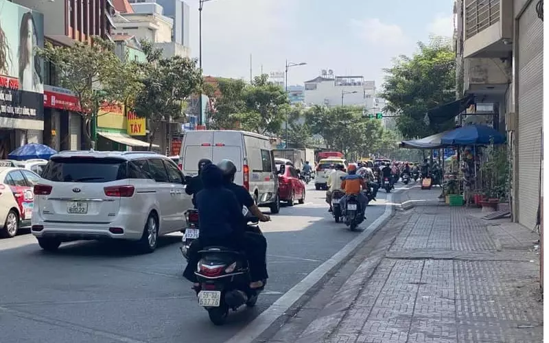 bán gấp - giảm 1 tỷ , khu bàu cát, mặt tiền kinh doanh - giá chỉ nhỉnh 8 tỷ!