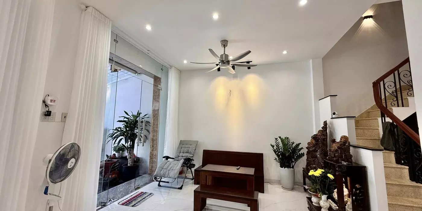 Bán nhà Góc 2 Mặt Tiền, Nhà 3 Tầng,khu Bàn cờ ngay TTTP Nha Trang.
