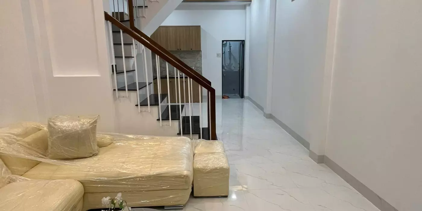 Nhà 2 tầng đường Hoà Trung - Vĩnh Hoà,Nha Trang. 💰Giá : 2tỷ250