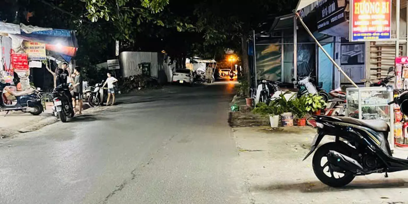 Bán nhà mặt phố Thanh Bình Mỗ Lao kinh doanh 72m2 ,Cấp4,MT4.5m giá 2.5 Tỷ