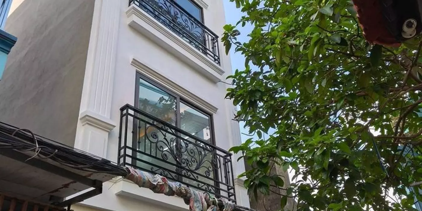 Bán nhà riêng 5 tầng giá 5.1 tỷ cách tỉnh lộ 422B 20m, Nhà đang cho thuê dòng tiền 15tr/tháng