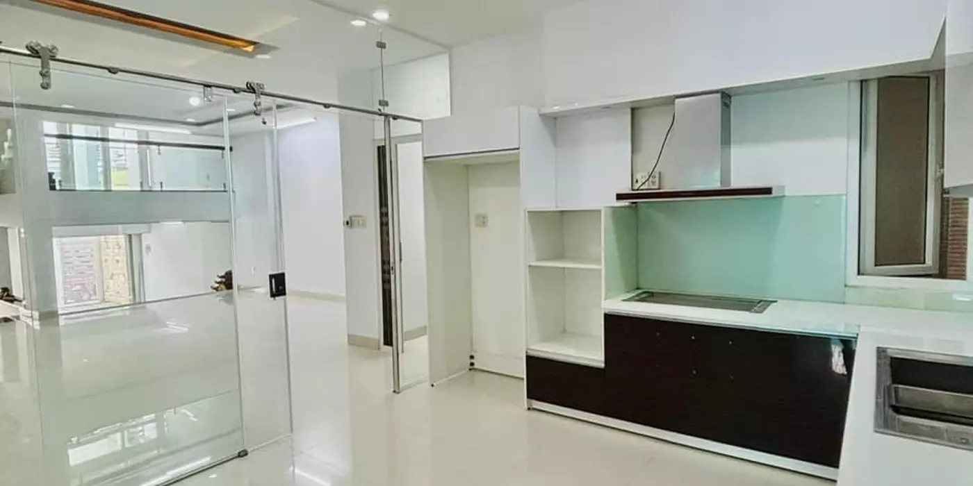 Bán nhà phố mới giá lại tốt hơn thị trường, mặt tiền Nguyễn Hữu Huân - 
NHA TRANG chỉ 115tr/m2