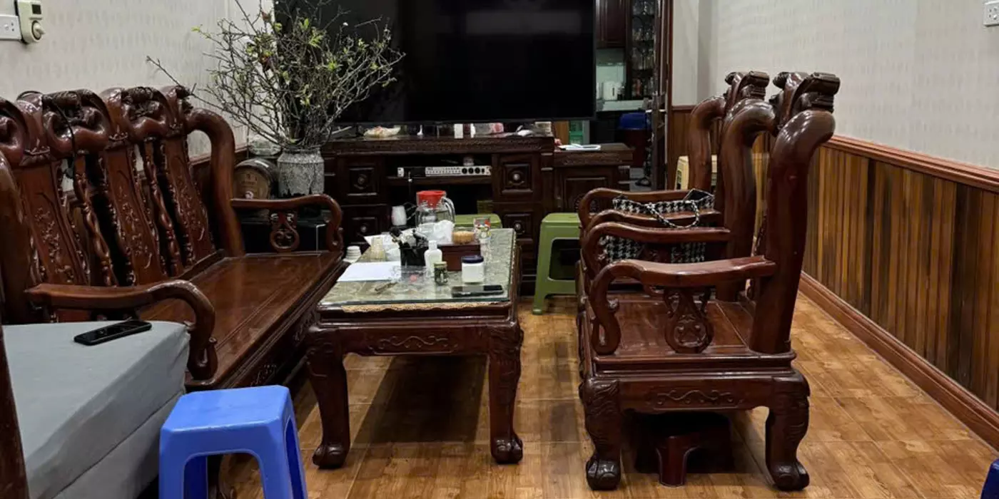 Gấp… Gấp … rất gấp … chủ nhà cần tiền bán gấp nhà 9 tầng