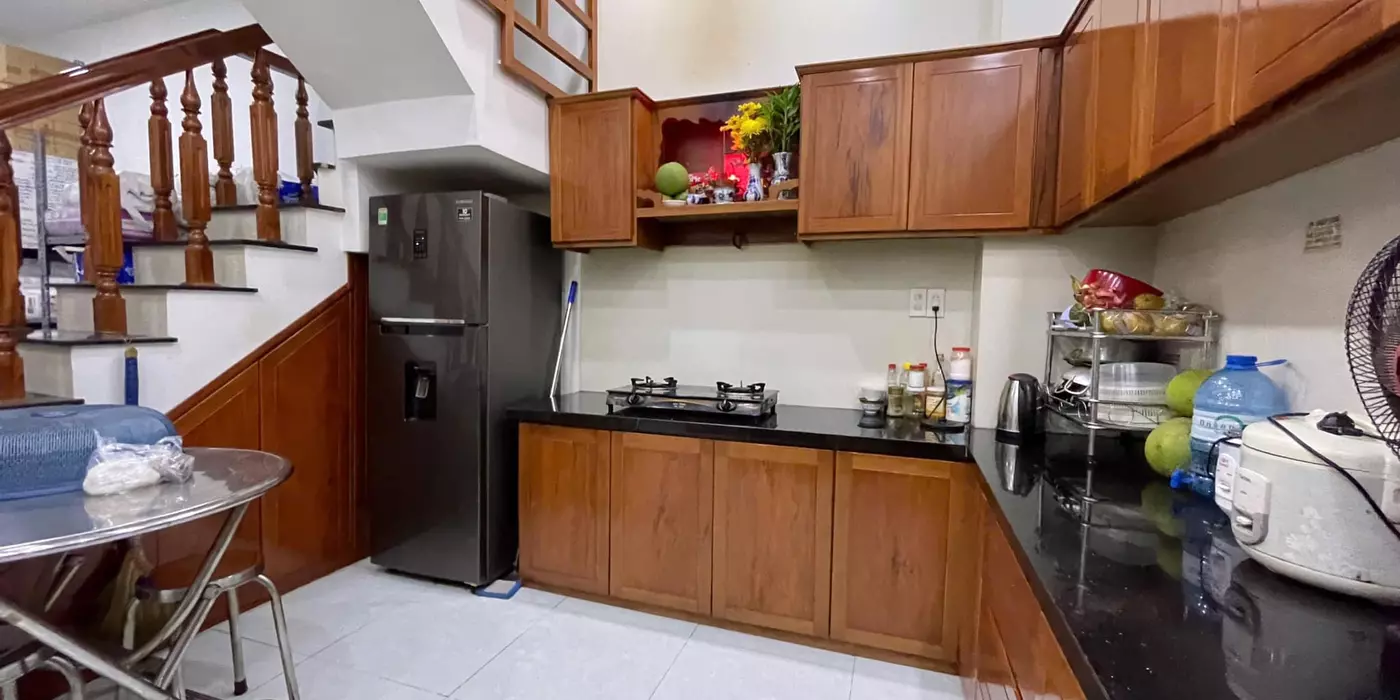 NHÀ 3 TẦNG HẺM Ô TÔ THÔNG 16 CHỖ TTTP LÊ HỒNG PHONG NHA TRANG  CHỈ 3,3 tỷ