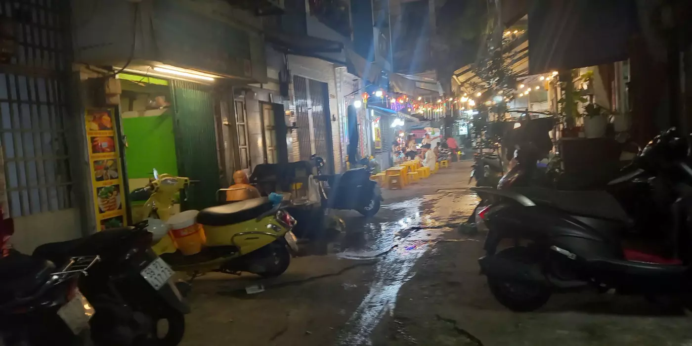 Bán đất tặng nhà 44m2 ngay giữa phố chợ Hồ Thị Kỷ thích hợp kinh doanh, buôn bán, khách sạn, căn