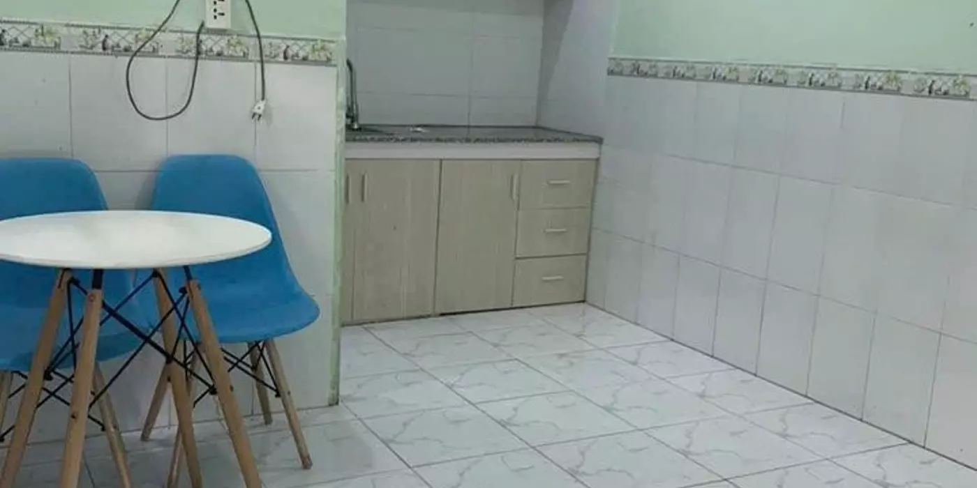 +1 Bán nhà Bạch Đằng - GẦN CHỢ BÀ CHIỂU-40M2-lÔ GÓC-3 PN -HXH - sổ vuông A4- HOÀN CÔNG