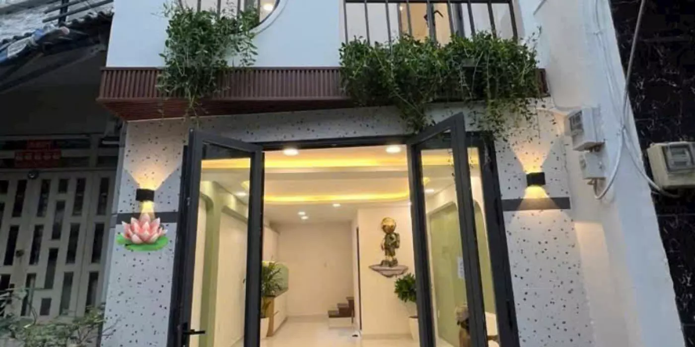 BT007 - 
NHÀ 2 TẦNG MỚI ĐẸP - NGAY CẠNH GÒ XOÀI - GIÁP TÂN PHÚ - NGAY TRUNG TÂM - HẺM THÔNG - TIỆN