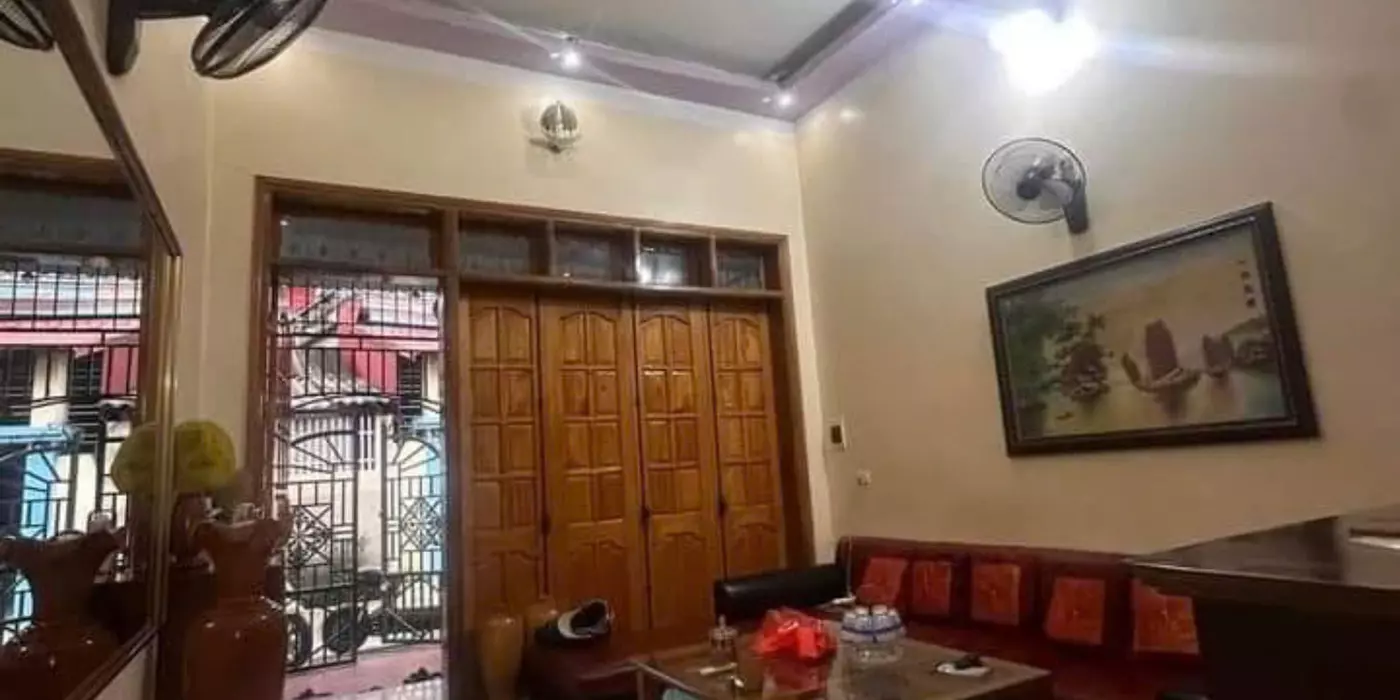 Bán nhà mặt phố trần hưng đạo, kinh doanh đỉnh dt 70m2 giá hơn 8 tỷ