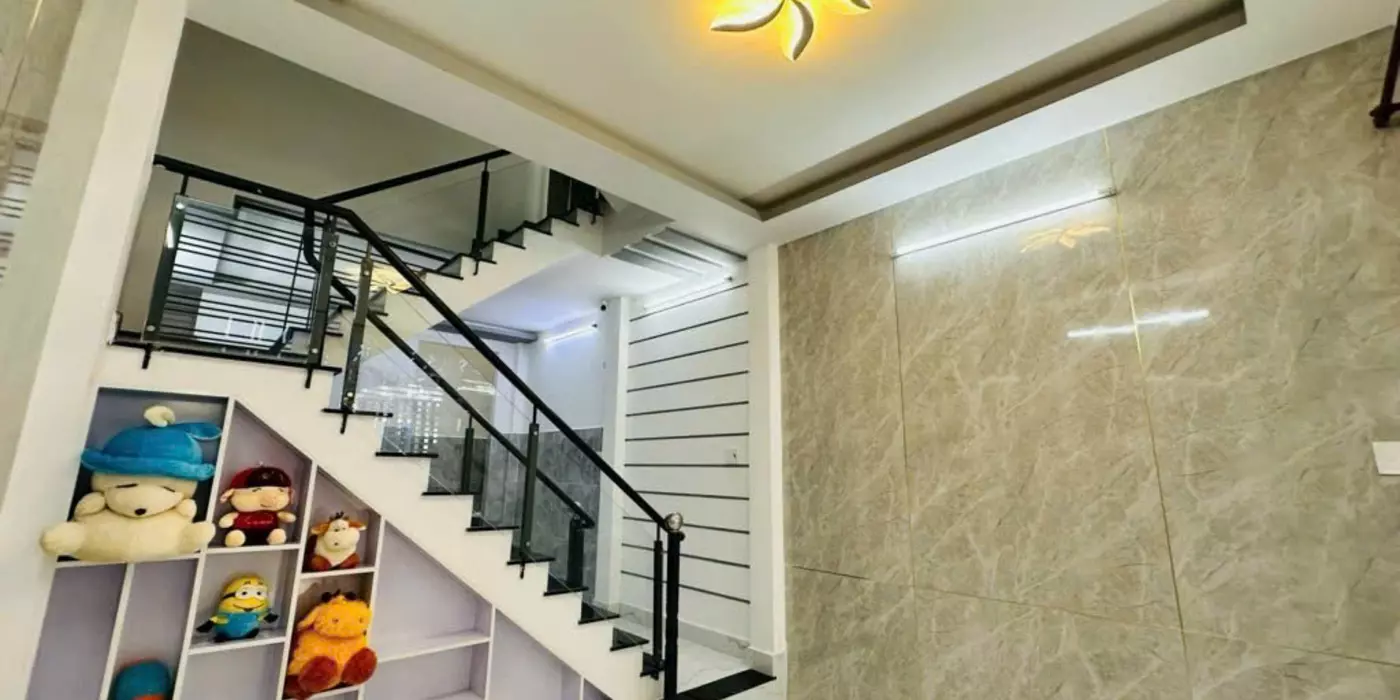 T010 - 
NHÀ BÌNH TÂN CHỈ 4TỶ600 👉 NHÀ ĐẸP LUNG LINH - NHÀ MỚI 3 TẦNG - SÁT LÊ VĂN QUỚI - GIÁP TÂN