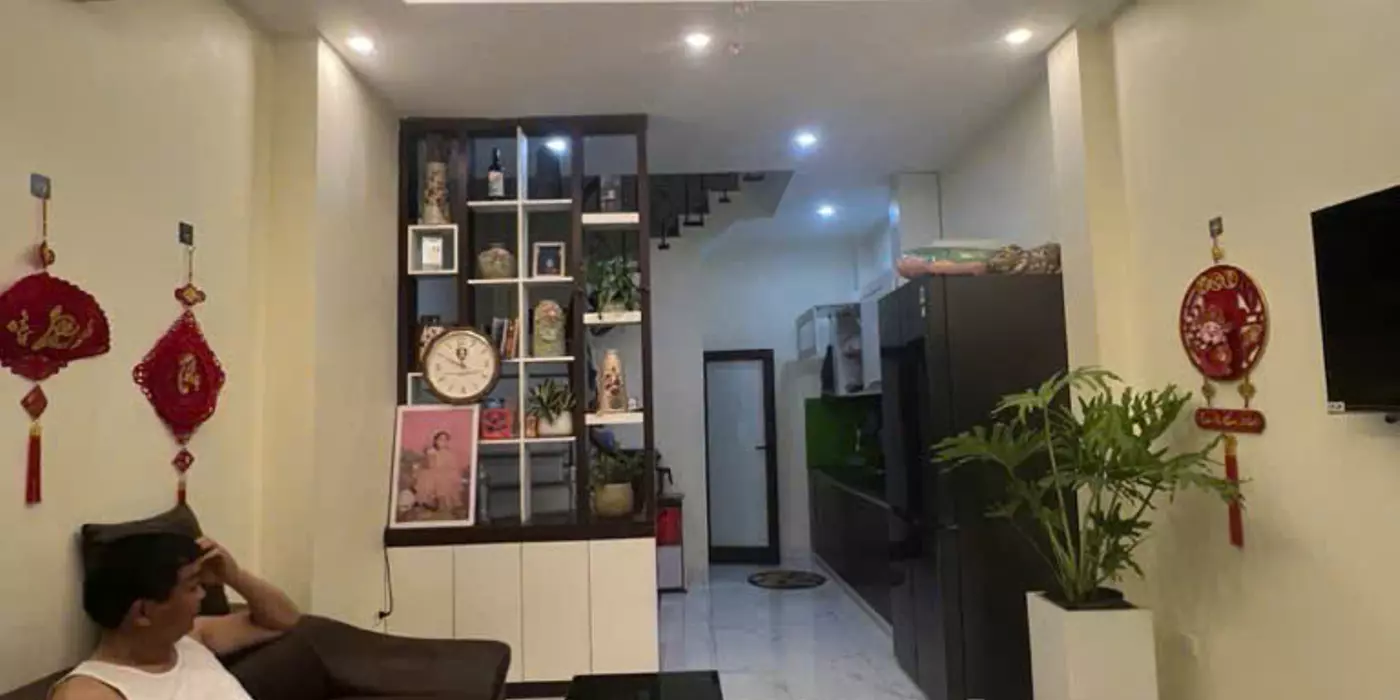 BÁN NHÀ NGỌC THUY . NHÀ ĐẸP - PHÂN LÔ - DÂN TRÍ CAO - TIỆN ÍCH
