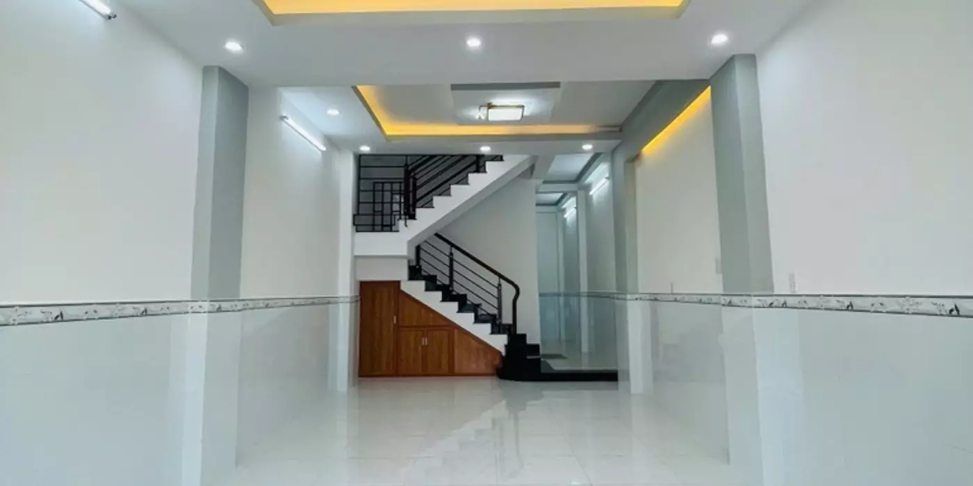 MẶT TIỀN KINH DOANH - NGAY GÒ XOÀI - LÔ TƯ - GIÁP TÂN PHÚ - 3 TẦNG MỚI ĐẸP - 52M2 (4x13M) -  GIÁ
