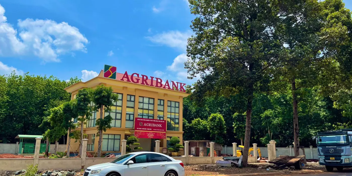 BÁN RẺ 2 MIẾNG (32x65=2.080M2)GIÁ 330TRIỆU,SỔ HỒNG RIÊNG,SÁT DÂN CƯ,NGÂN HÀNG,CHỢ,TRƯỜNG