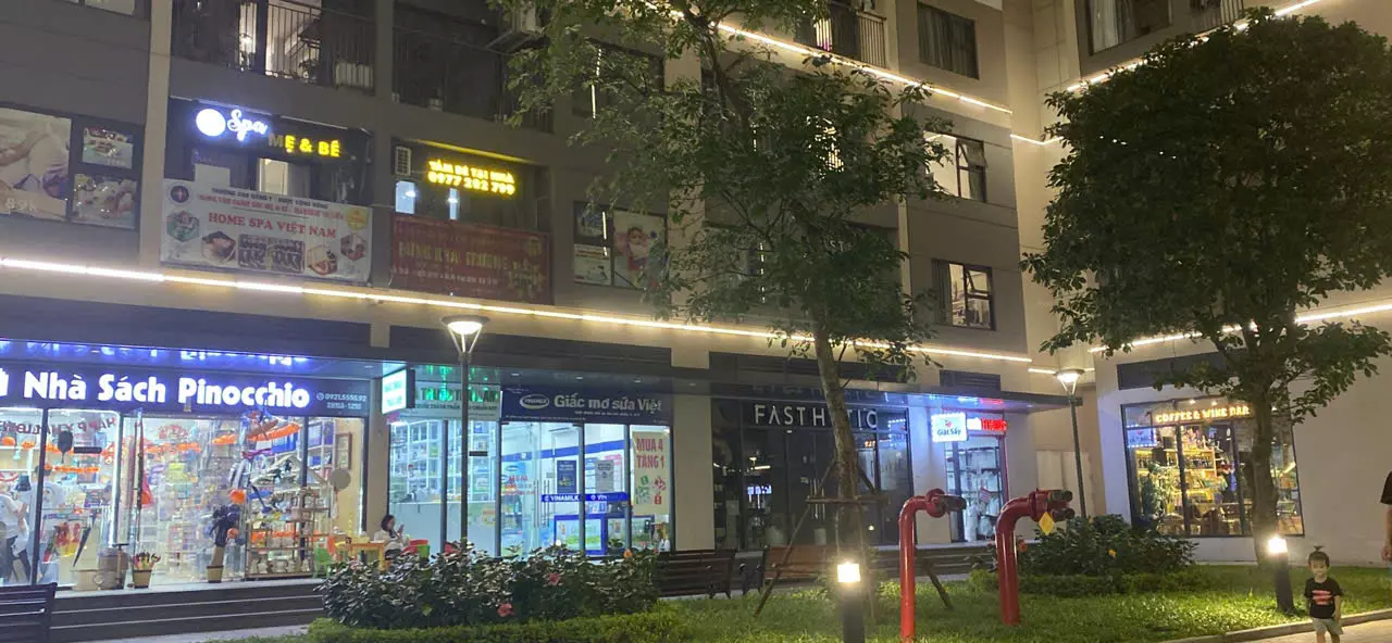 GIÁ SỐC BÁN NHANH STUDIO 32M2 - 2.1 TỶ BAO PHÍ - TÒA S205 VINHOMES SMART CITY - TẦNG THẤP TIỆN