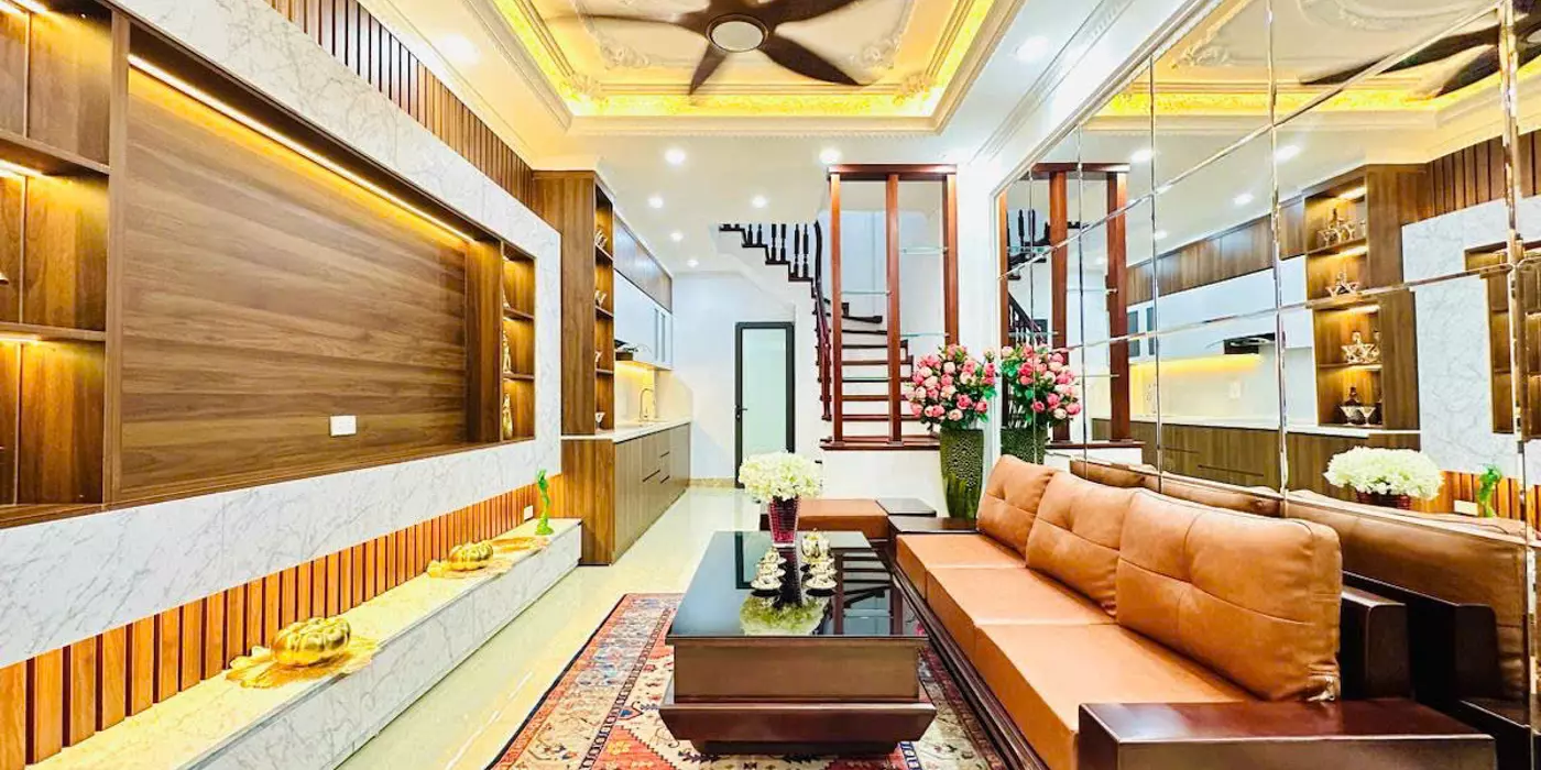 Cầu Giấy dưới 7 tỷ, diện tích 30m2, 5 tầng, mặt tiền 3.4m , giá 6.9 tỷ