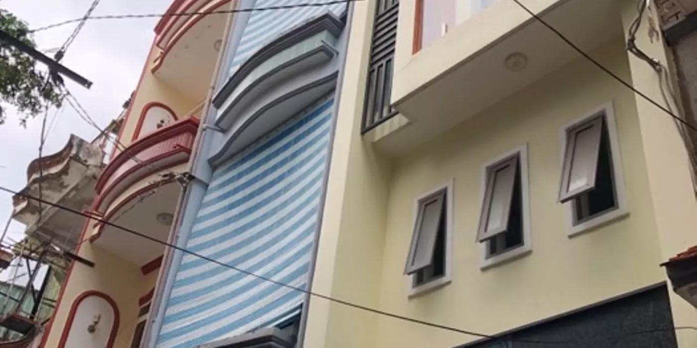 BÁ CHÁY QUẬN 10 - ĐƯỜNG BÀ HẠT - HẺM TRƯỚC NHÀ 4M - SÁT MẶT TIỀN - HẺM THÔNG TRƯỚC NHÀ 4M   - 32M2