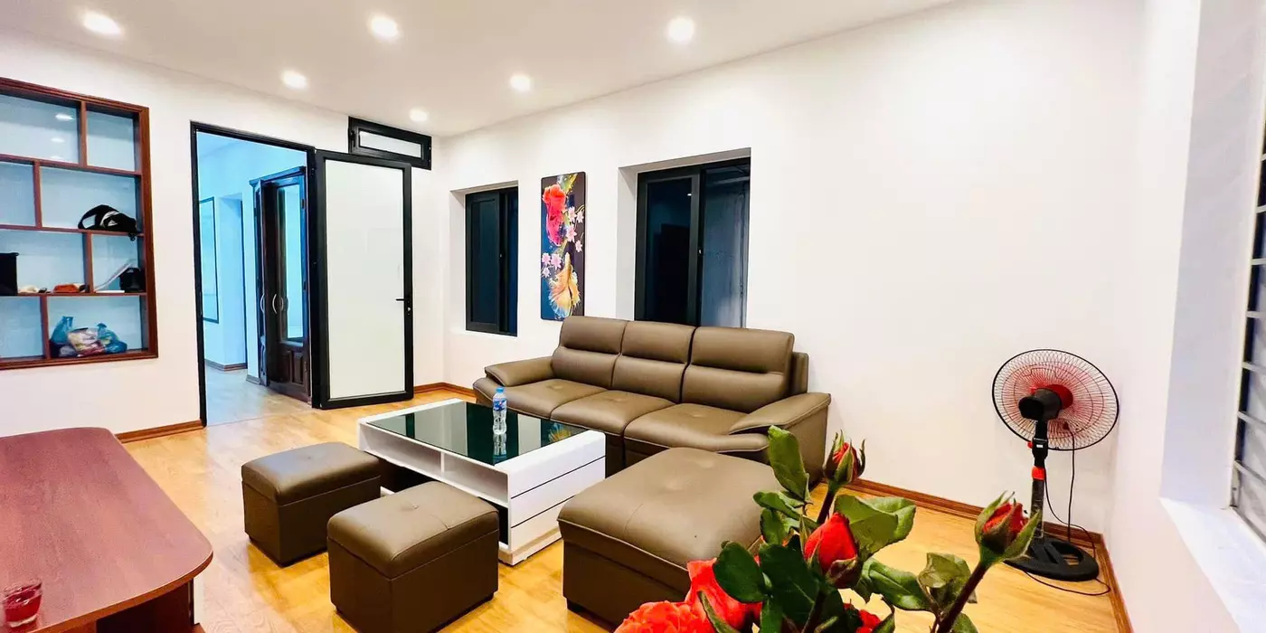 Bán tập thể Ngọc Hà, Ba Đình, tầng 4 lô góc 3 thoáng 3 ngủ, đẹp full nội thất