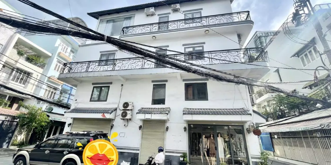 Q8 3 MẶT TIỀN HẺM XE TẢI THOÁNG 4 TẦNG NHÀ ĐẸP CỰC HIẾM NGAY CẦU NGUYỄN VĂN CỪ 11.xT
