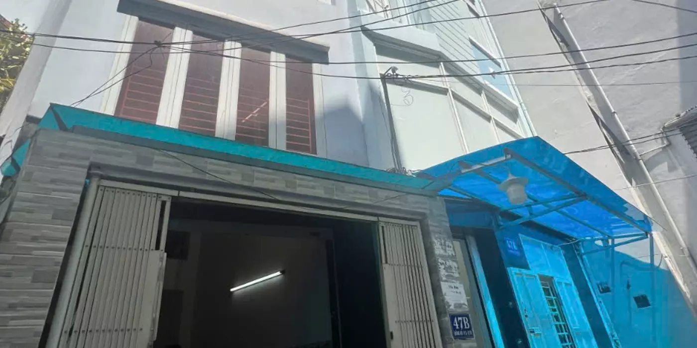 😍🤩CHỦ NGỢP GẤP BÁN 😍🤩MẶT TIỀN THỤT, Ô TÔ 4 CHỖ ĐỖ CỬA KHU LÝ THƯỜNG KIỆT P8 TÂN BÌNH