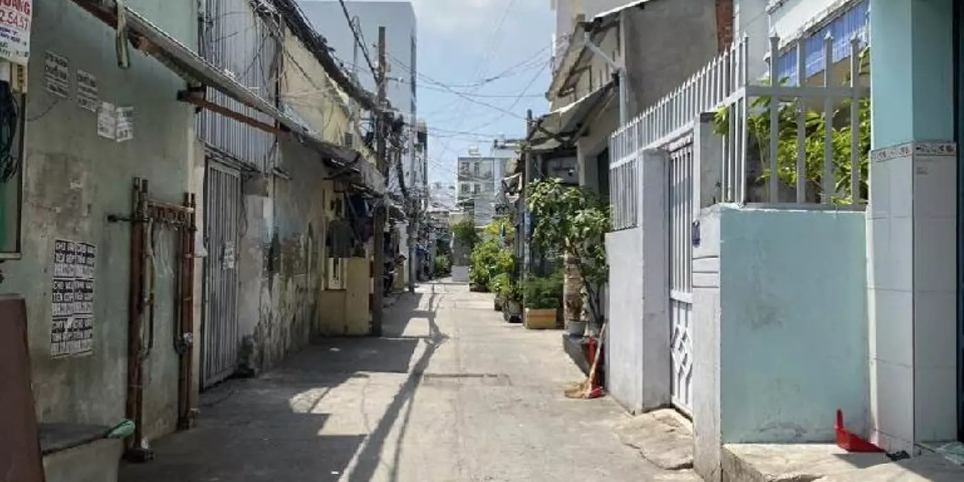 Bán nhà hẻm 176 Nguyễn Thị Thập gần chợ Tân Mỹ, Bình Thuận Quận 7, 2 tầng 138m2 ngang 5,5m chỉ