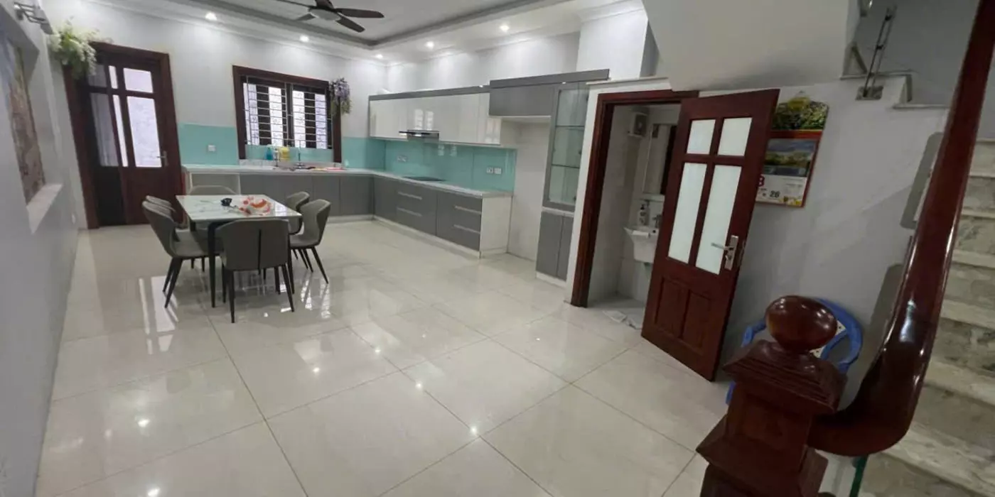 BÁN NHÀ DÂN XÂY NGỌC LÂM NGÕ Ô TÔ TRÁNH VỈA HÈ 2 BÊN KINH DOANH ĐỈNH 50M 5 TẦNG NHỈNH 11 TỶ GIÁ
