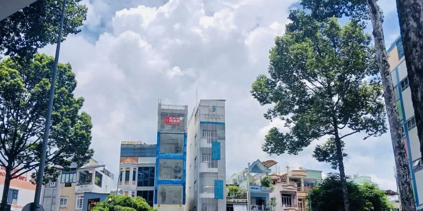 Bán nhà 2 mặt tiền Sư Vạn Hạnh, khu kinh doanh đắc địa, vỉa hè 8m, 7 tầng có thang máy, chỉ 20,3 tỷ