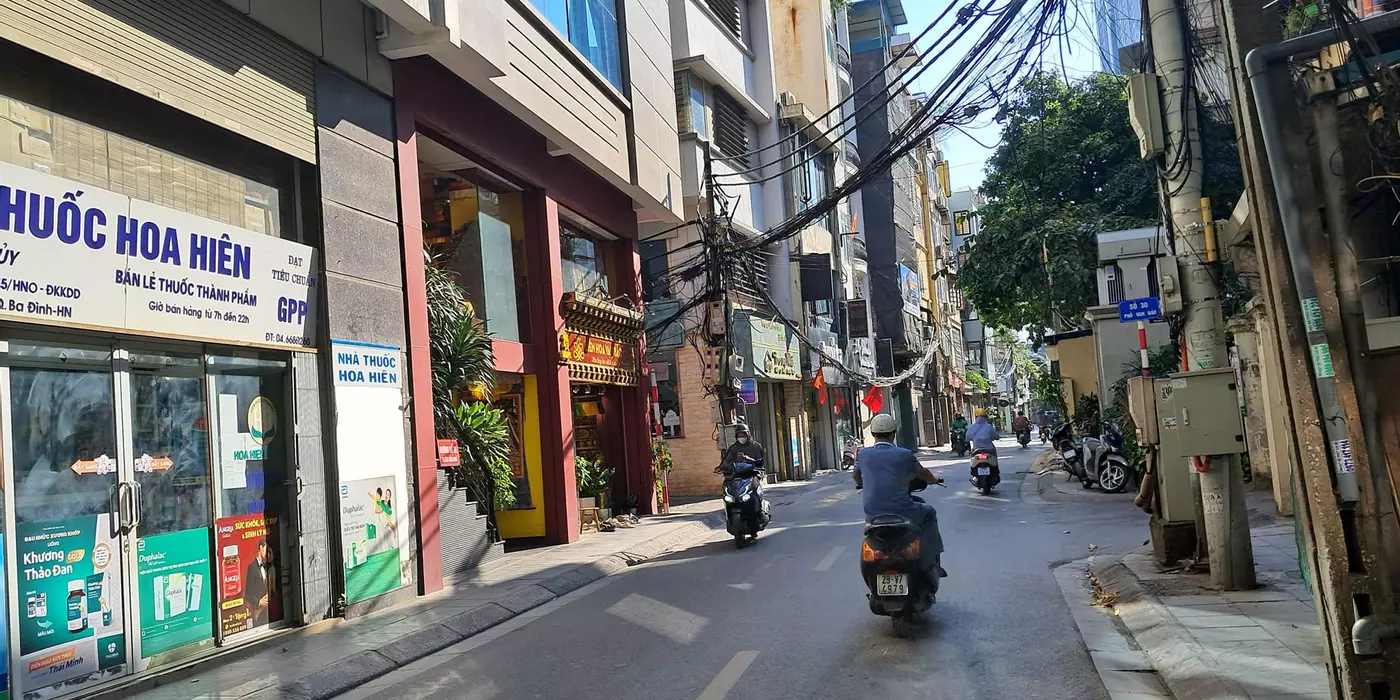 BÁN NHÀ MẶT PHỐ VẠN BẢO BA ĐÌNH 9 TẦNG THANG MÁY LÔ GÓC KINH DOANH ĐỈNH 70M GIÁ 35 TỶ