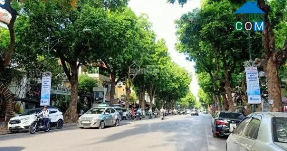 HẠ CHÀO 300tr NHÀ 2 TẦNG MẶT PHỐ TRẦN HƯNG ĐẠO, TP THÁI BÌNH, DT 77m2, MẶT TIỀN RỘNG KINH DOANH ĐA