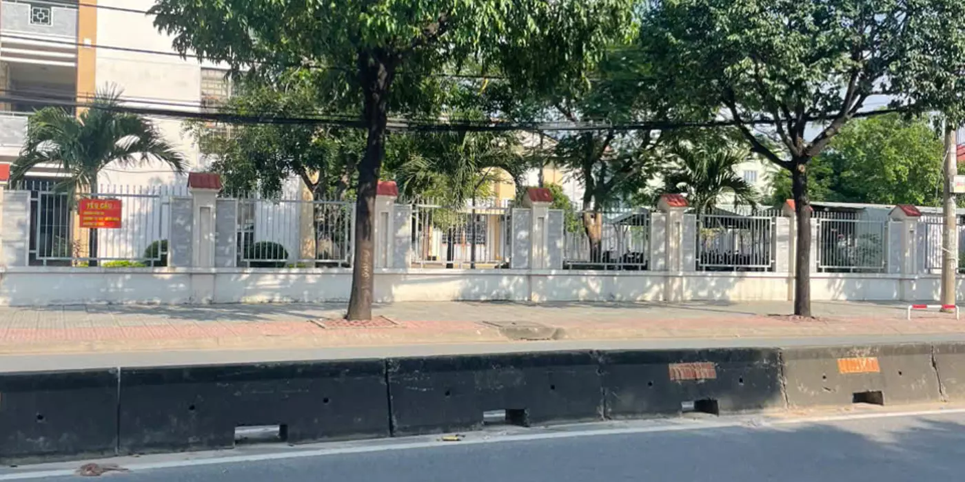 Bán nhà mặt tiền rộng 15x43m, đường Lê Thị Riêng, Quận 12 - Giá chỉ 38 tỷ