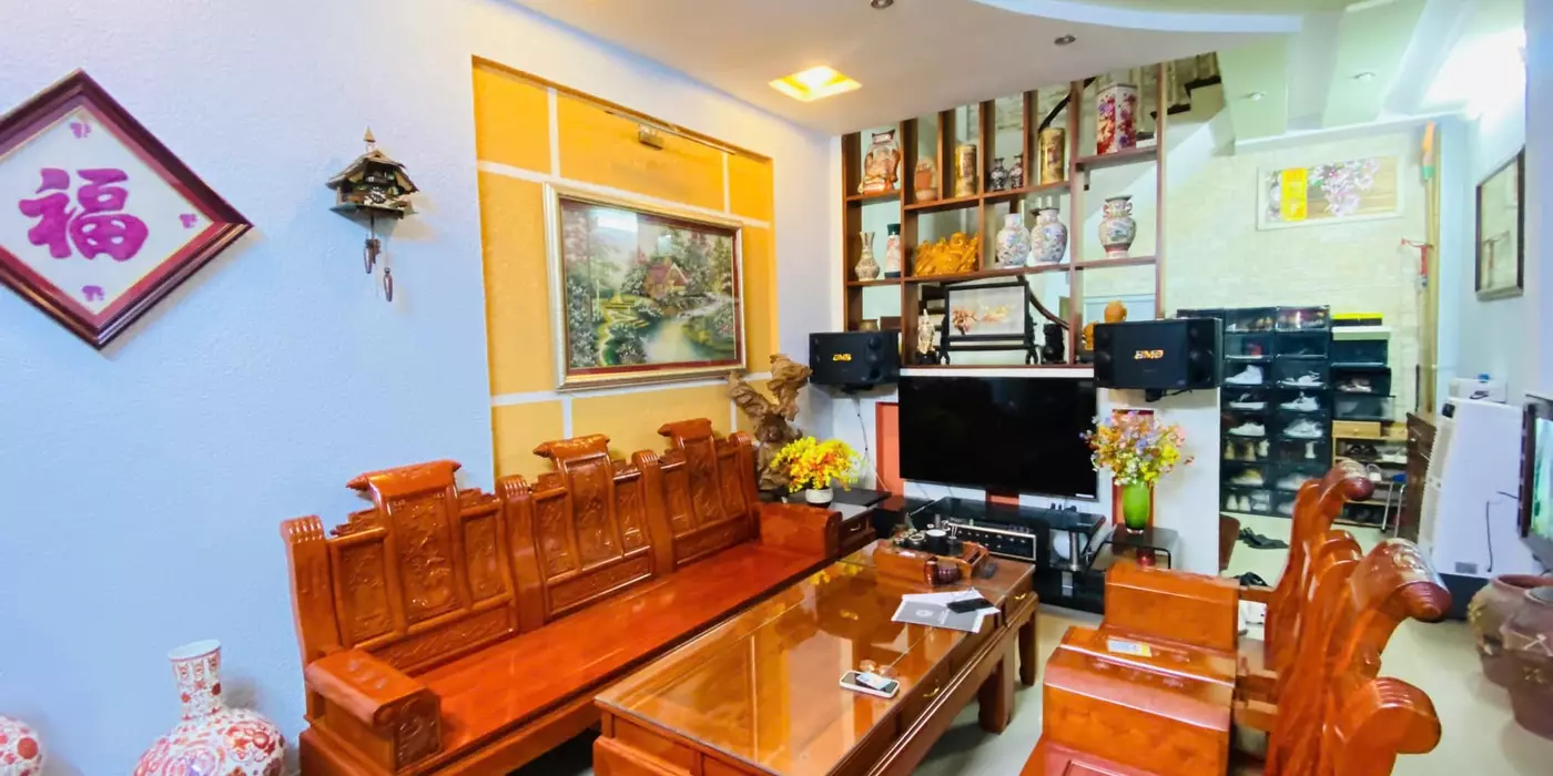 Bán Nhà Đường Cầu Giấy, DT 50m2, 5 Tầng Ở Ngay, Ngõ Rộng Thông KD, Gần Ngay ÔTô, Giá 11 Tỷ