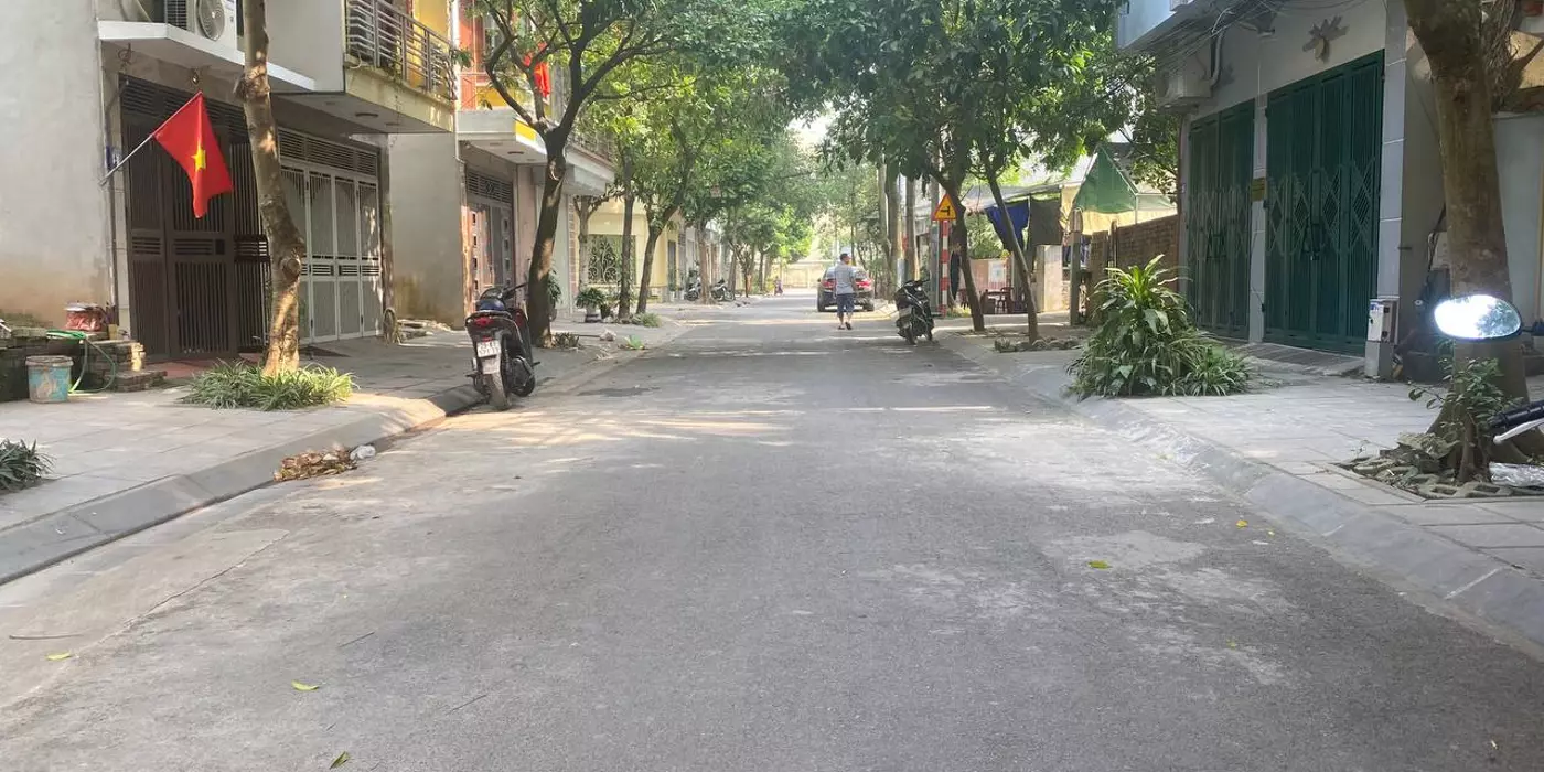 Bán nhà 4 tầng 60m2, tái định cư xóm Lò, Thượng Thanh, Long Biên.