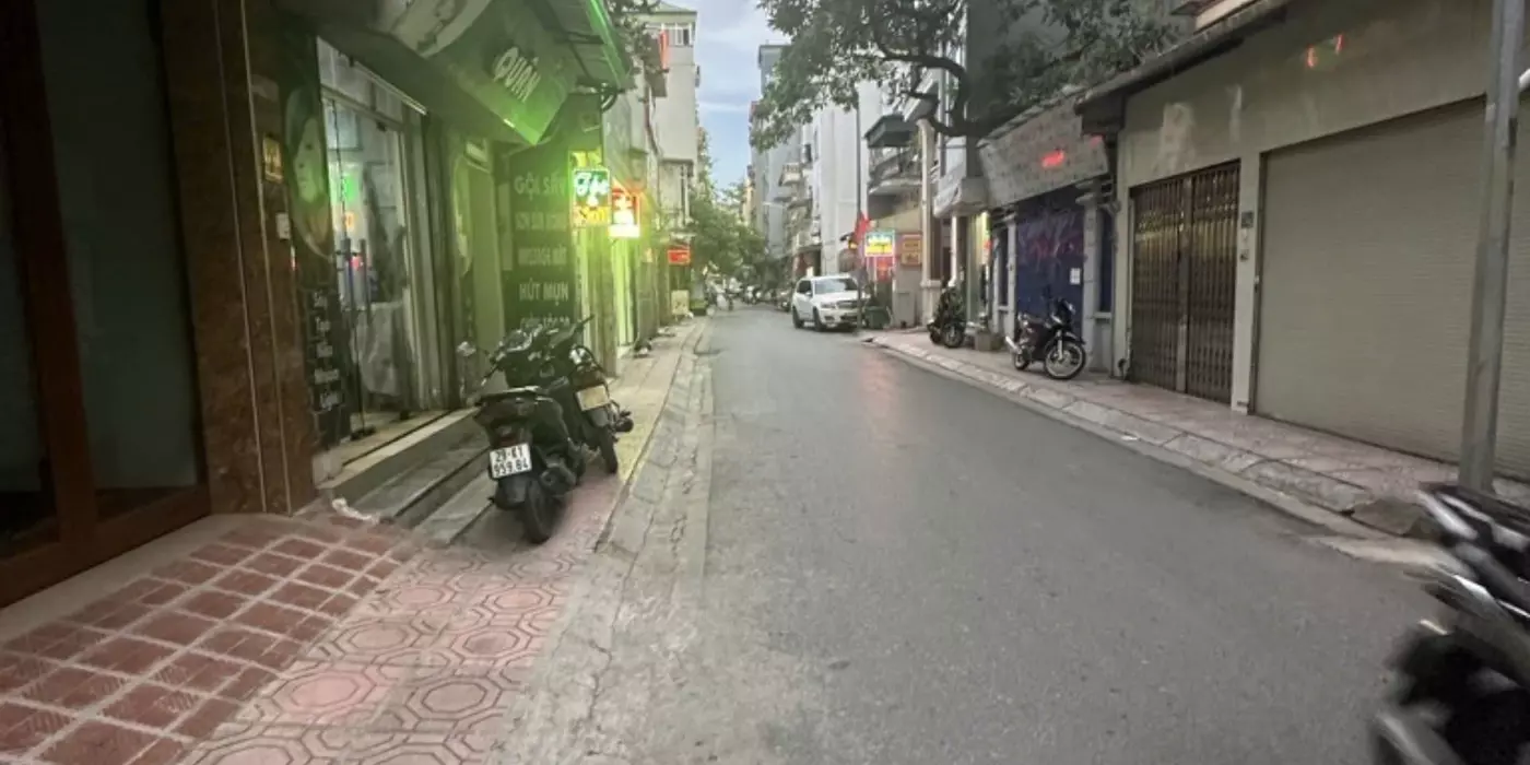 BÁN NHÀ RIÊNG TẠI ĐƯỜNG NGỌC LÂM