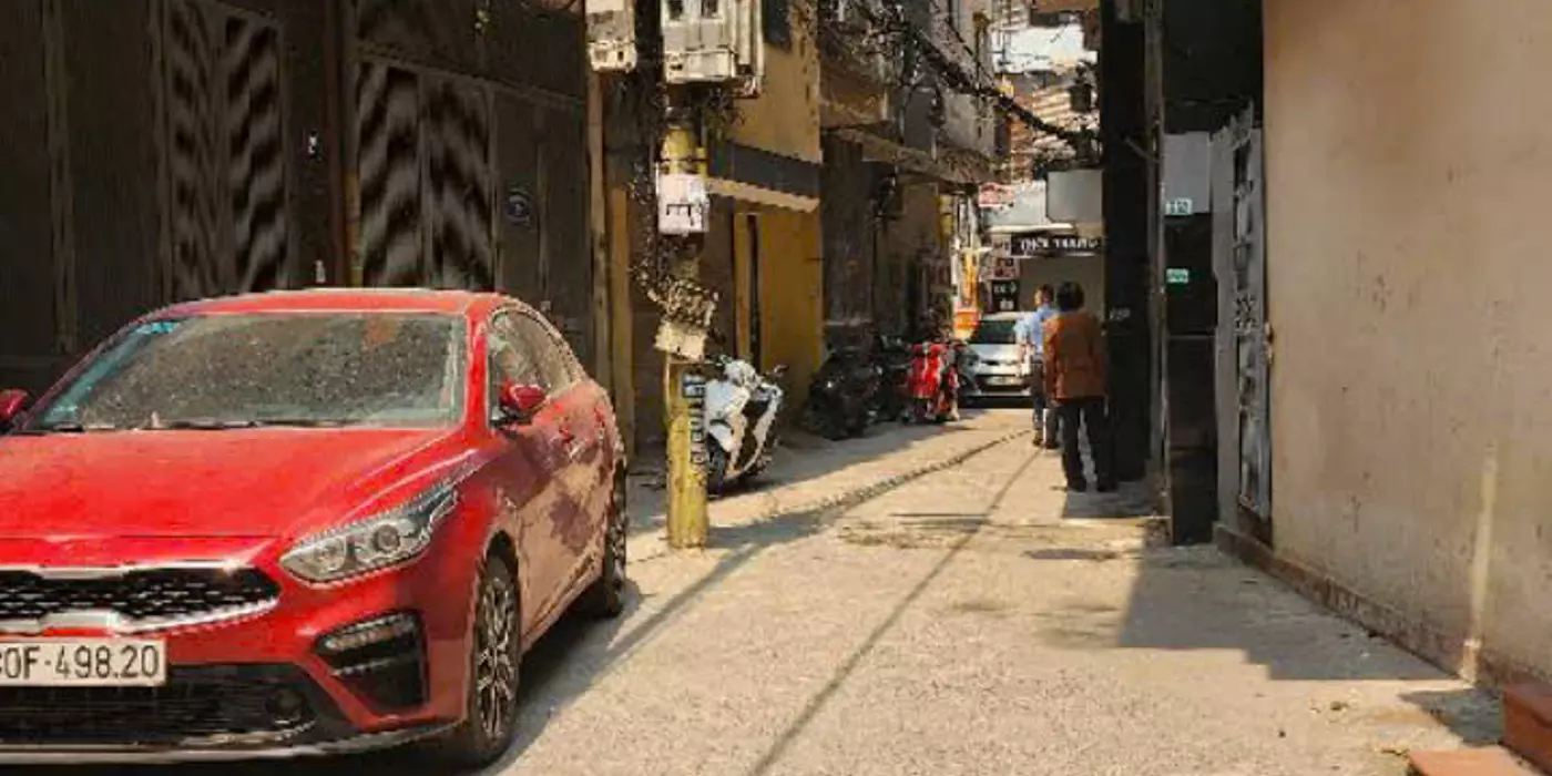 BÁN NHÀ ĐẸP ĐƯỜNG LÁNG – NGÕ RỘNG, Ô TÔ ĐỂ TRONG NHÀ – GIÁ 13.3 TỶ