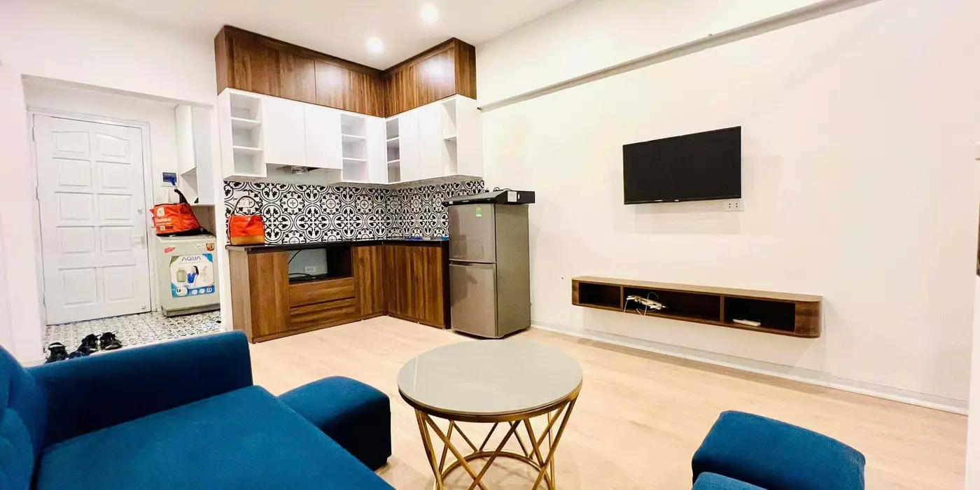 Bán gấp tập thể Nguyễn Chí Thanh, Đống Đa,  tầng 3, full nội thất, 2 ngủ, ô tô đỗ chân cầu thang