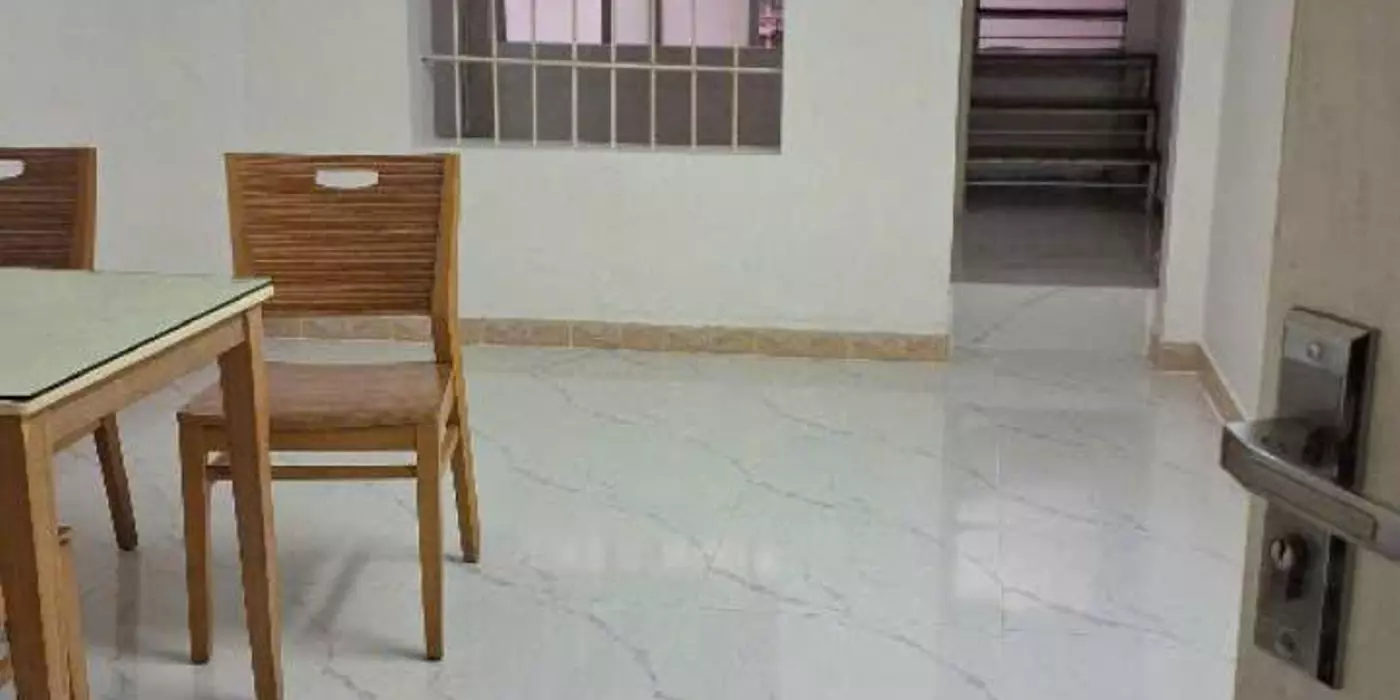 Bán nhà tập thể trung tâm Đống Đa - Ngõ 1194 Đường Láng