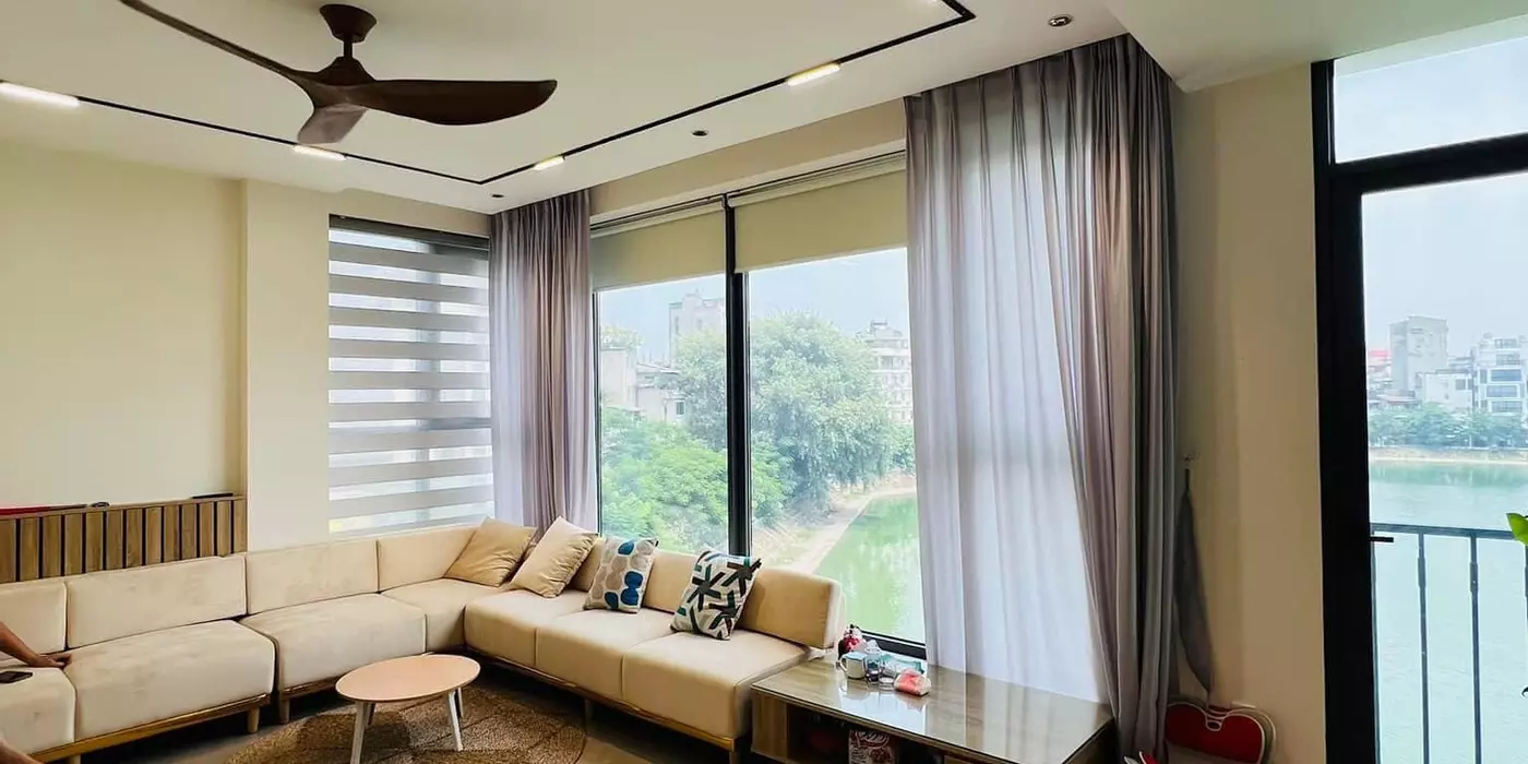 Bán nhà mặt hồ Linh Quang, Đống Đa 40m, 7 tầng, mt 7m. Giá: 23.2 tỷ