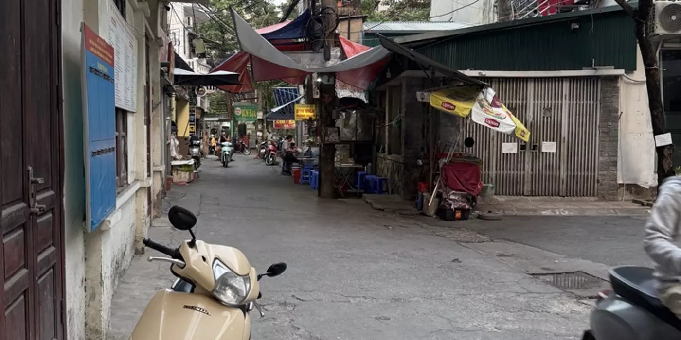 BÁN NHÀ NGUYỄN NGỌC VŨ 49M2, MT 6M, NGÕ THÔNG, KINH DOANH ĐỈNH. 8,8 TỶ