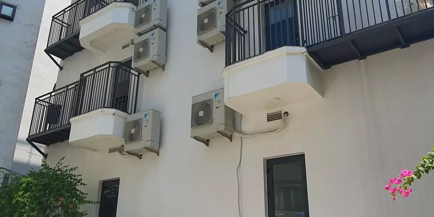 Bán Tòa CCMN Ngay Huỳnh Thúc Kháng, Pháo Đài Láng, Đống Đa, ÔTô, 61m2, 8 Tầng Full, 18,xTỷ