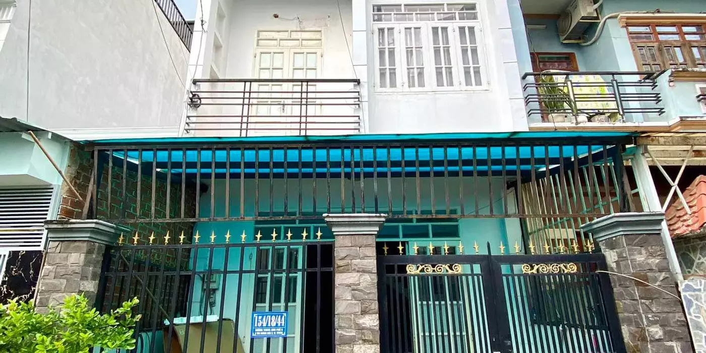 Nhà 2 Tầng - Hẻm Nhựa Xe Hơi 5M Thông  - Gần Bệnh Viện Quận 12. 75M2.