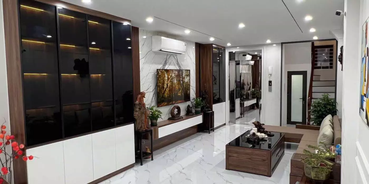 Bán nhà Ngọc Thuỵ 52m 6 tầng thang máy, ô tô hơn 9 tỷ