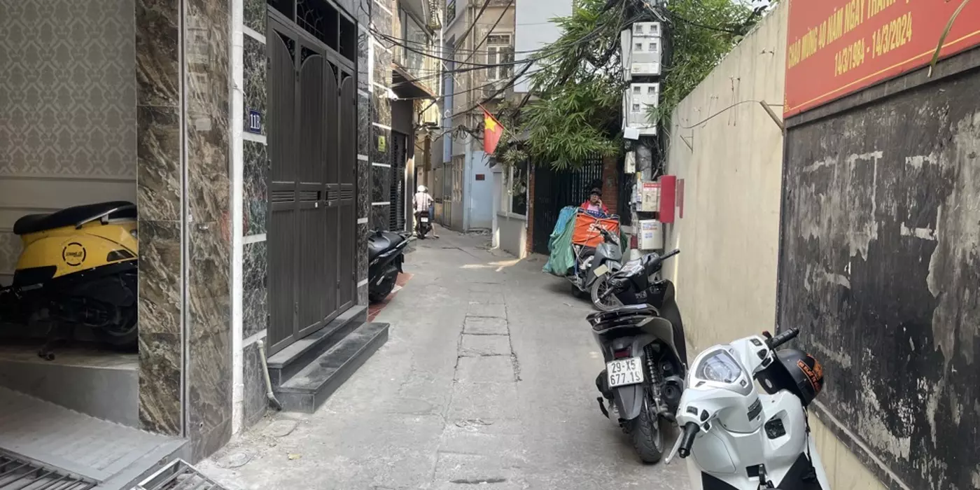 Bán nhà tân mai 5 tầng long lanh lô góc ngõ thông kinh doanh hoàng mai