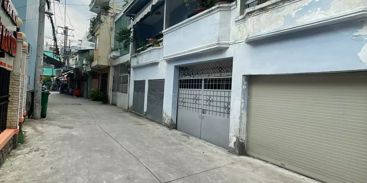 Bán nhà Phan Văn Trị - HXH - (7x9)m - DT 135,4m2 Sàn - 240/Y