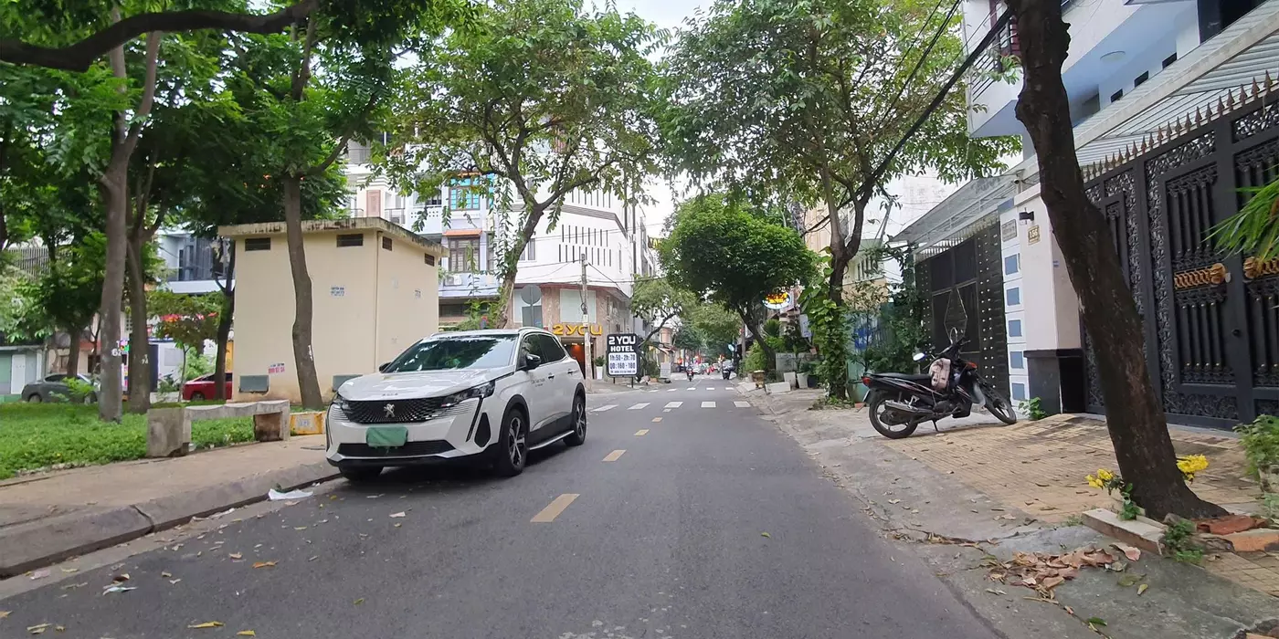 Mặt tiền đường số 7 KDC Trung Sơn 5x20 5 tầng chỉ 16 tỷ 9