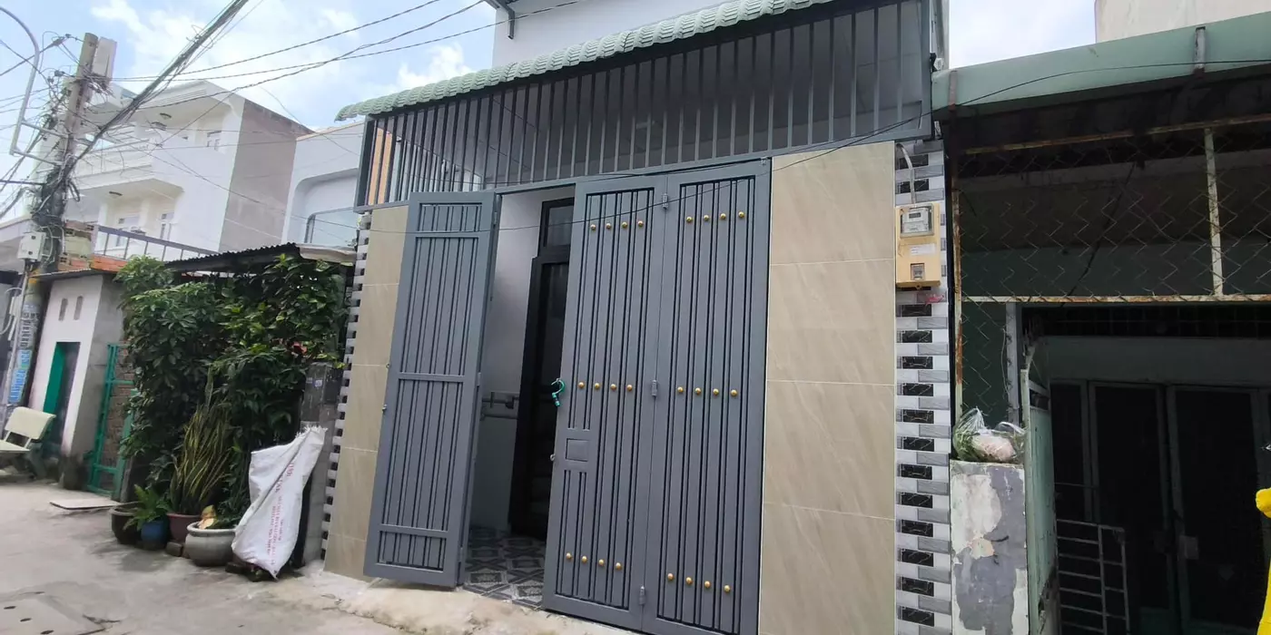 NHÀ TRUNG CHÁNH HÓC MÔN SHR. HOÀN CÔNG ĐỦ - HXH THÔNG CHỈ 2.85 Tỷ.