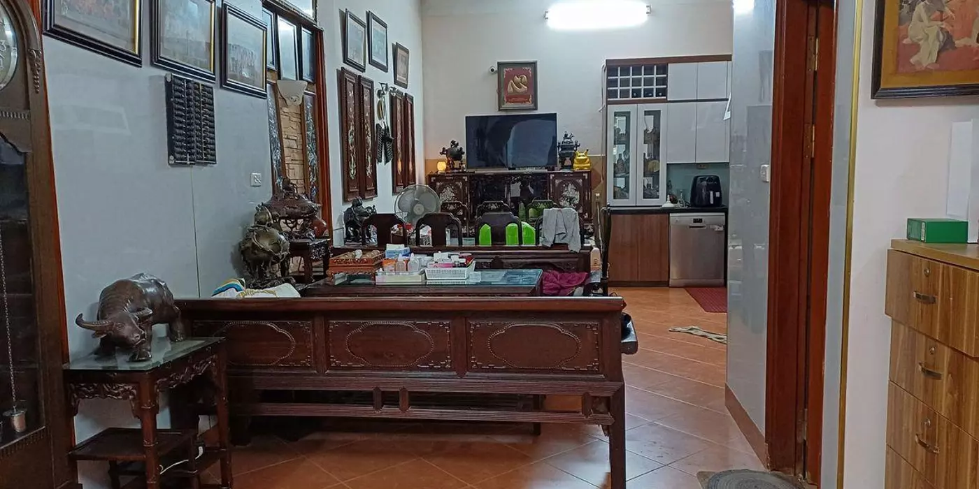 Giám giá bán nhanh Căn Phân lô Cầu Giấy , 55m2, MT 5m, giá 18 tỷ