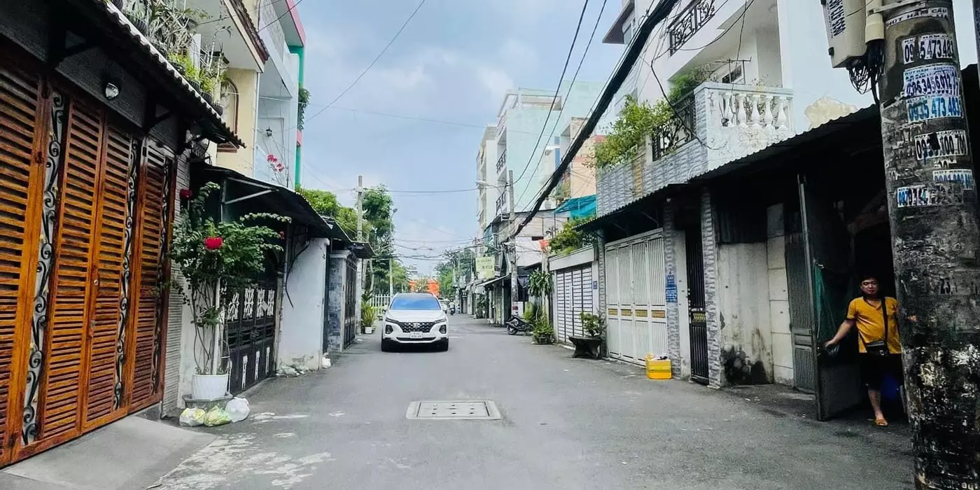 2 PN, BÁN NHÀ PHẠM VĂN BẠCH, HẺM XE TẢI THÔNG, P15 TÂN BÌNH,GIÁ 3.X TỶ