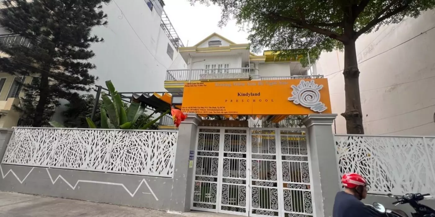 B.A.N NHA -  TÂN BÌNH - THÔNG SỐ VÀNG -  20m X 23m  -  KHU VIP P13 -  GẦN CỔNG T3 SÂN BAY-  ĐANG