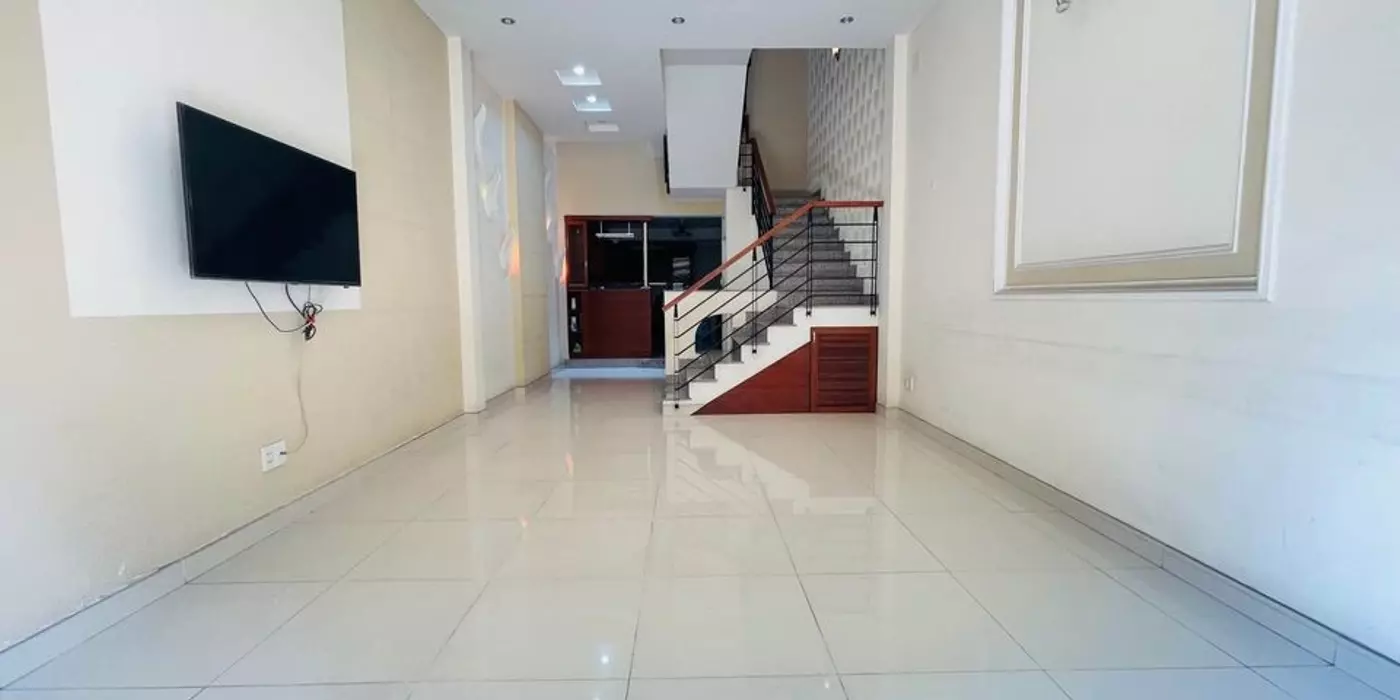 Bán nhà Lê Quang Định -HXH -(4x14)m -SD 180.8m2 -Lợi nhuận 200/Năm