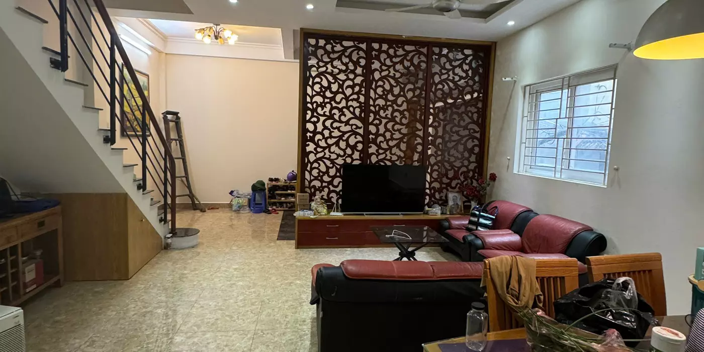 NHÀ DÂN XÂY - MẶT TIỀN RỘNG THOÁNG - 3 BƯỚC RA PHỐ.