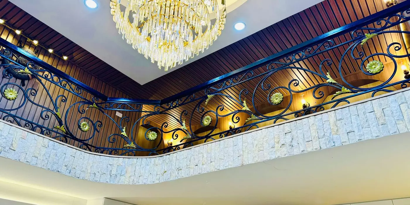 BÁN NHÀ ĐẶNG TIẾN ĐÔNG ĐỐNG ĐA NGÕ THÔNG NHÀ ĐẸP CHỈ VIỆC SÁCH VA LY VỀ Ở 45M 6 TẦNG 11,8 TỶ