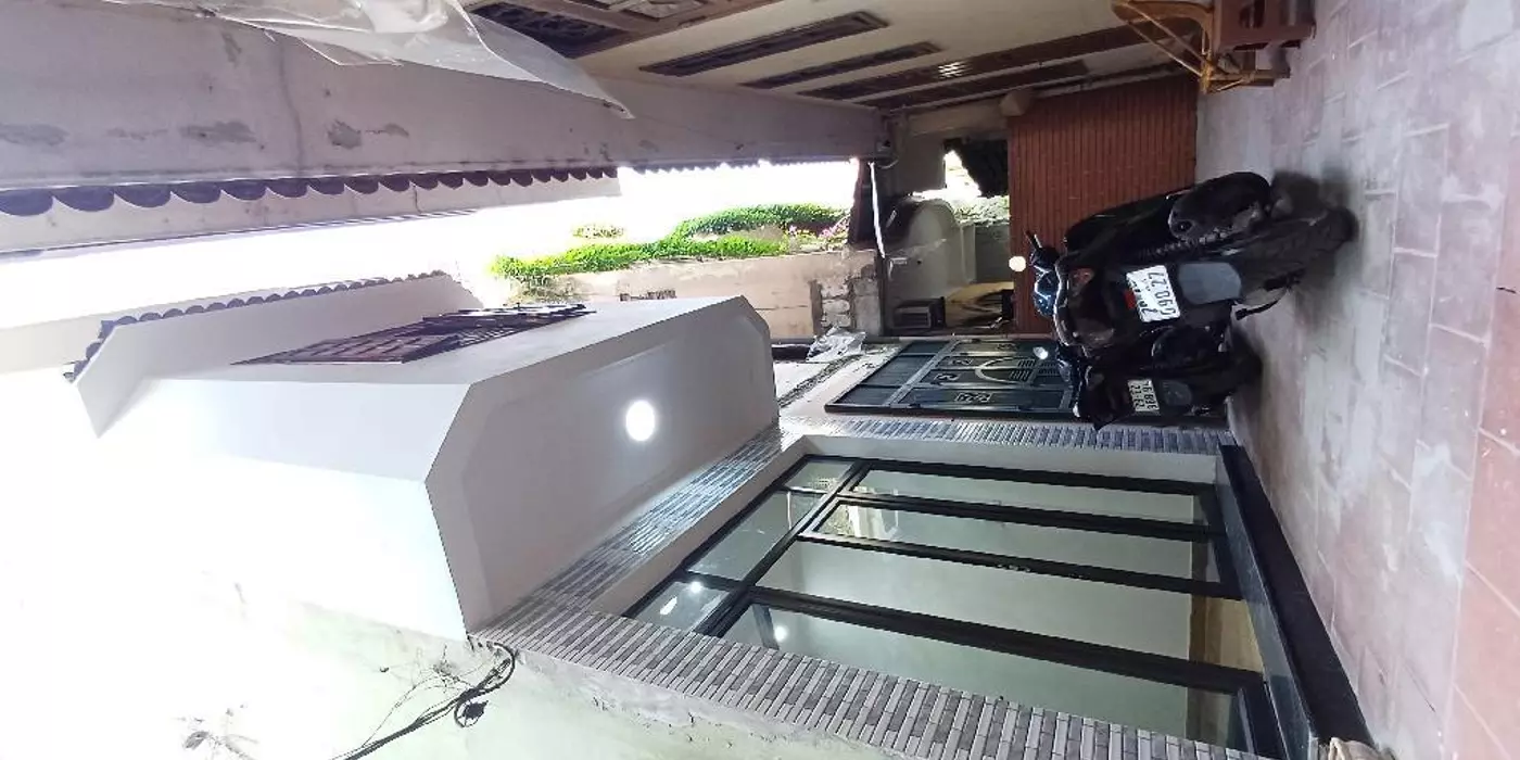 Bán nhà gấp phố Phan Đình Phùng, Phường Quán Thánh, Ba Đình, Hà Nội -  Nhà xây 4 tầng, mặt tiền